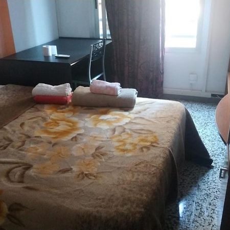 Alonso Appartamento Valenza Esterno foto